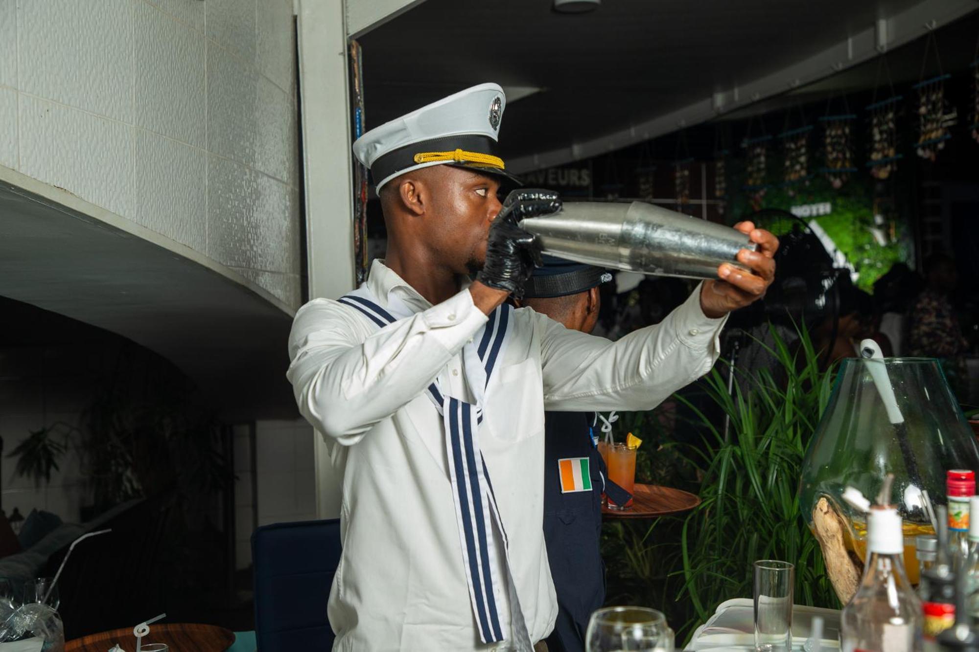 Hotel Le Vaisseau Abidjan Ngoại thất bức ảnh