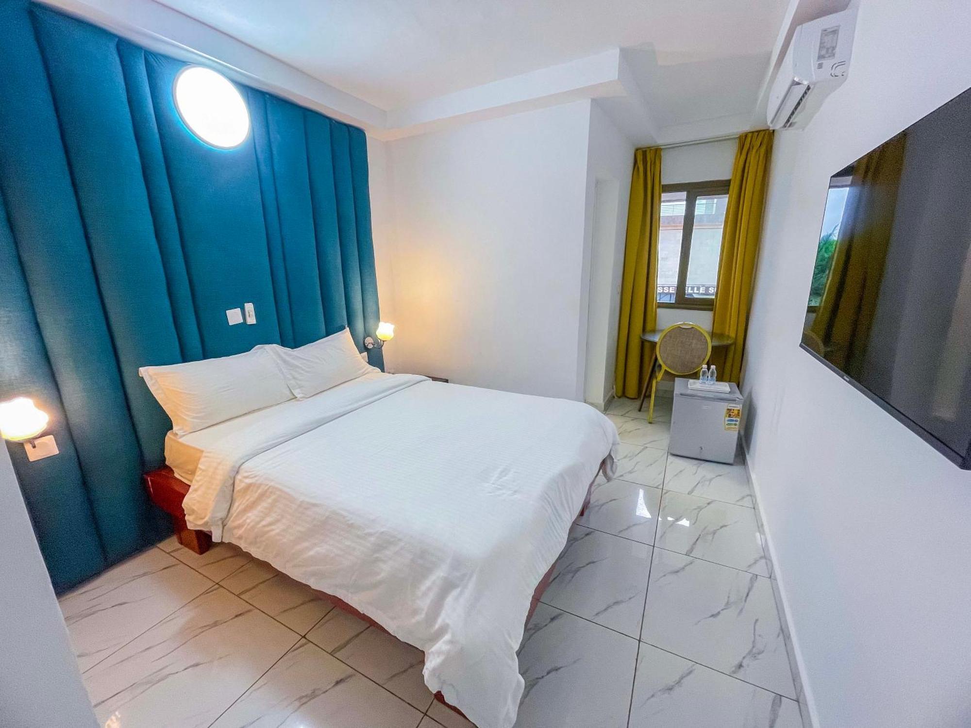 Hotel Le Vaisseau Abidjan Ngoại thất bức ảnh