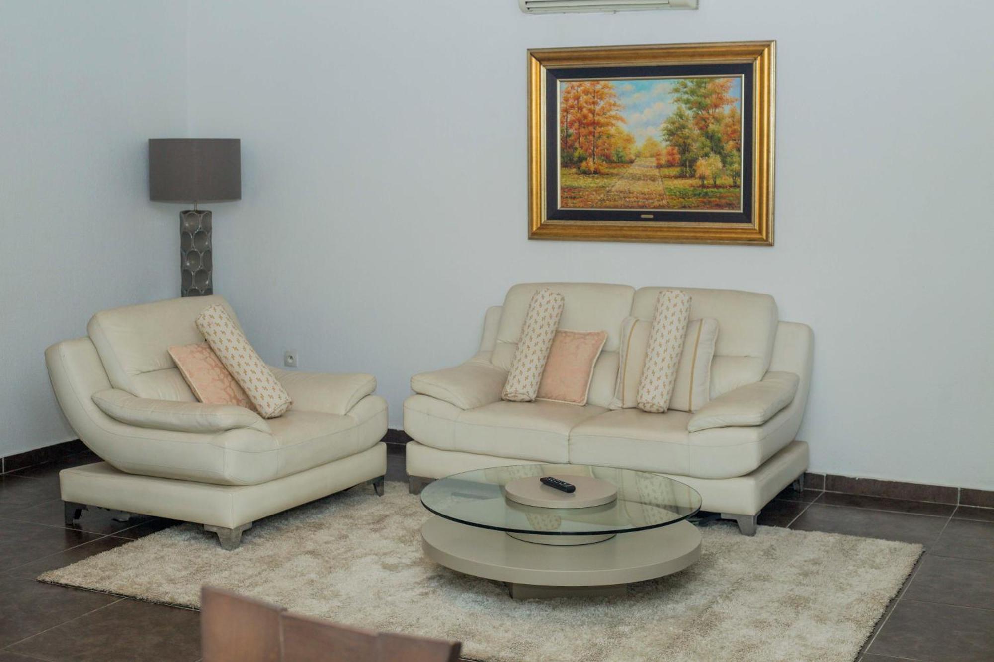 Hotel Le Vaisseau Abidjan Ngoại thất bức ảnh