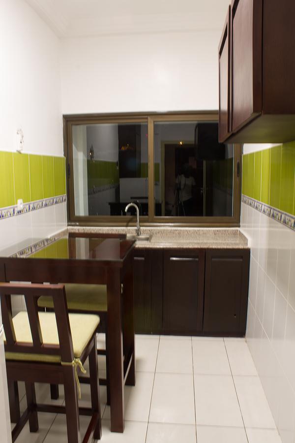 Hotel Le Vaisseau Abidjan Ngoại thất bức ảnh